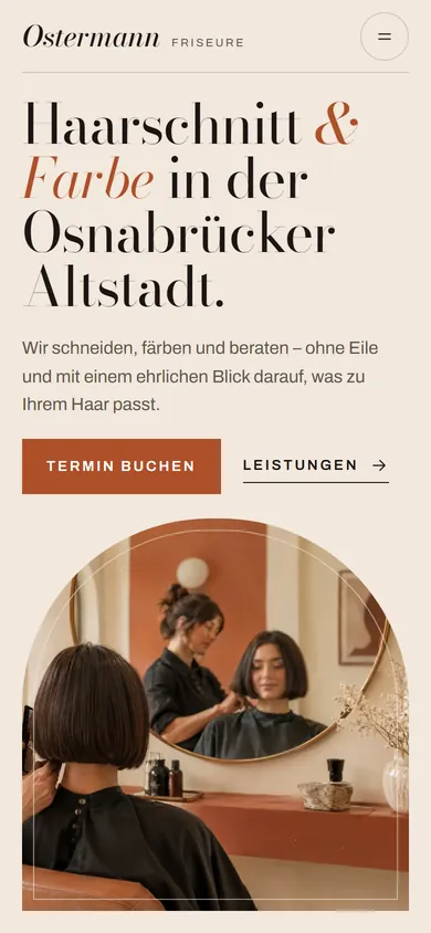 Beispiel-Entwurf: Startseite eines Friseursalons auf dem Handy (ausgedachter Betrieb)